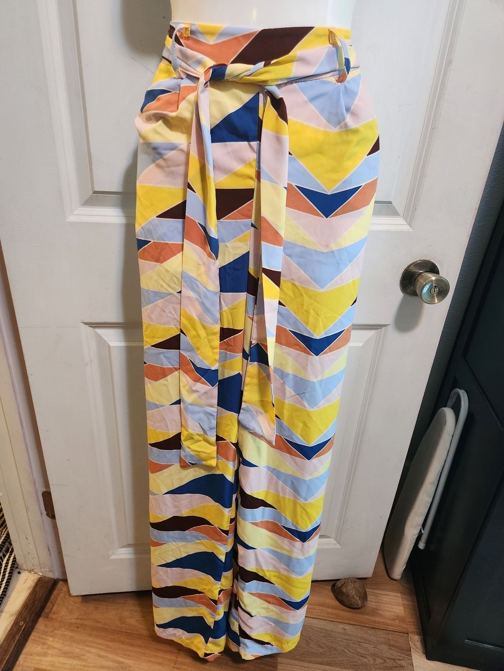 Forever 21 Yellow Blue Pink Chevron Wrap Pants